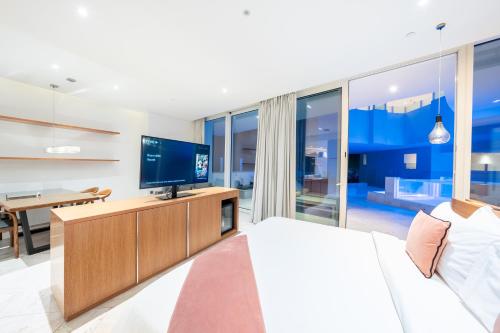 576070492 FIVE Jumeirah Village
