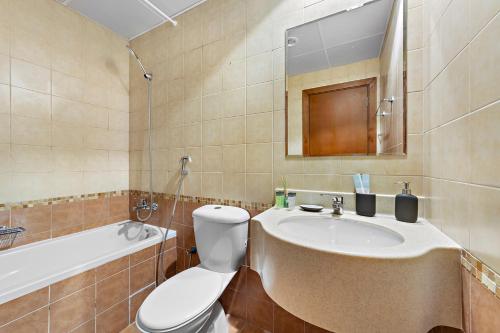 StoneTree - Newly Furnished - Near Metro - main image