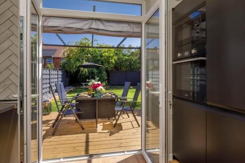 The Dodsworth modern 4 bedroom house, sleeps 8 - York