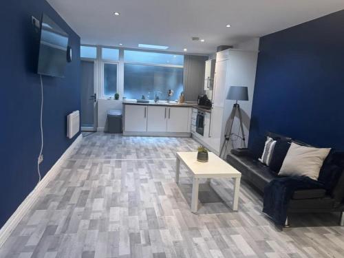 Liverpool city central 2 bedroom apartment, Liverpool (zdjęcie 8)