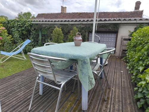 Rosemary Cottage in Saint-Martin-sur-Oreuse