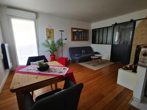 Appartement chaleureux proche Disney 44m2 pour 4 pers classé 3 étoiles (Appartement chaleureux proche Disney 44m2 pour 4 pers classe 3 etoiles) in Torcy