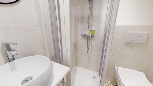 CHAL5 Duplex 25m2 à 200m du Capitole, Toulouse (fotografie 10)