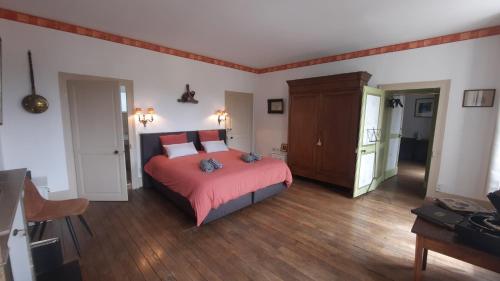 1 queen bed