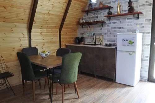 Παροχές, Ecohouse Machakhela in Acharistskali