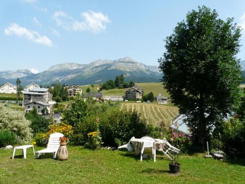 La PASTOURELLE
