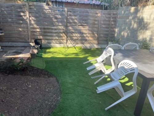 Villa bord de mer deux ch sdb privative in Agde