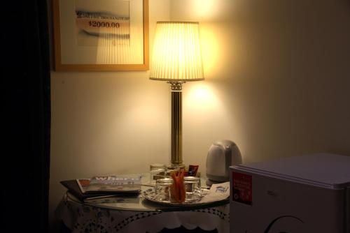 Small Double Room with Internal View  image 2