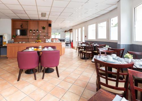 Ресторан, HOTEL  L'EAUBONNE in Обон