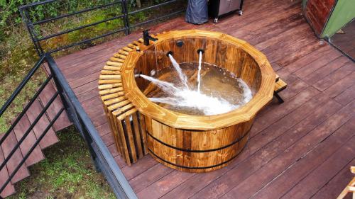 Jakuzi, MAUNA Glamping in Diğer