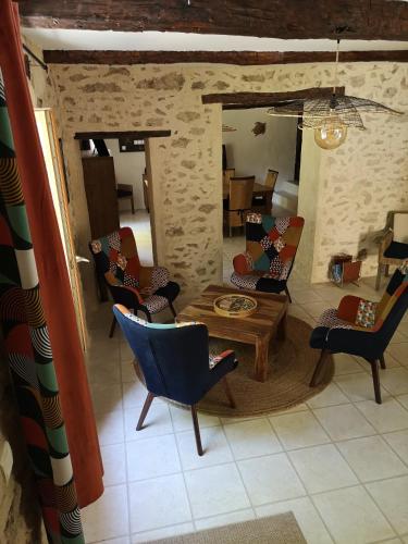 Iekārtas, Gîte La Magnanerie (Gite La Magnanerie) in Reilhanette
