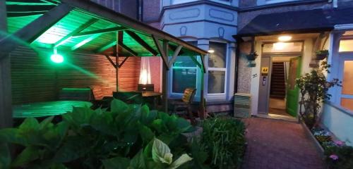 Morwenna Holiday Apartments 1