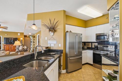 Oceania 204- by Holiday Isle Properties near Shrimp Basket