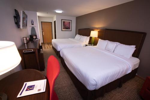 Double Room with Two Double Beds - Non-Smoking