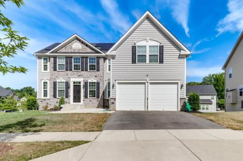Spacious Accokeek Home Near MGM, Alexandria and DC! in Γουόλντορφ(Μέρυλαντ)