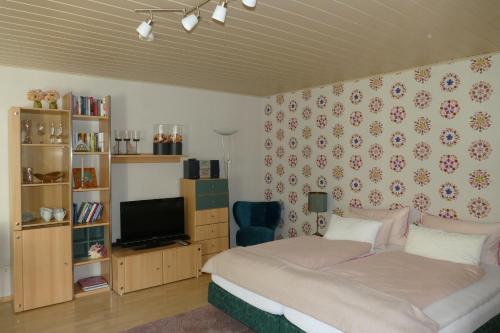 Land und Leute - Apartment mit Terrasse und Gartenblick, Fritzlar