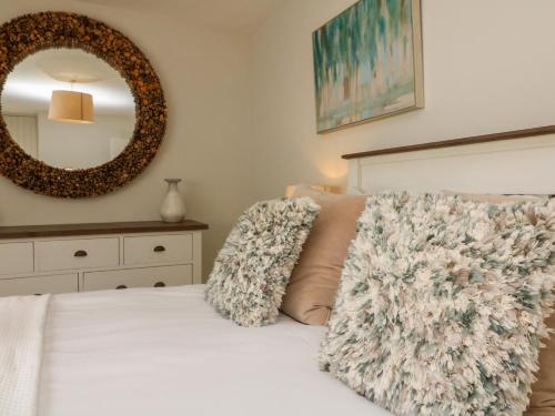 Heron Cottage Ilfracombe - image 2