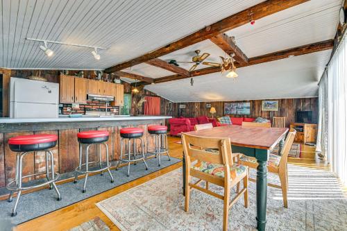Quiet Cabin on Glen Lake with Boat Dock and Deck! in Queensbury, USA