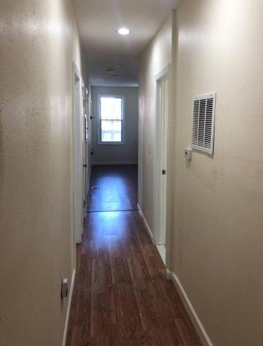 Spacious and private apartment with 3 bedrooms and 1 bathroom near Newark International Airport EWR and New York City