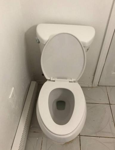 Private 3-bedroom house, 15-min walk to NYC train in Perth Amboy, USA