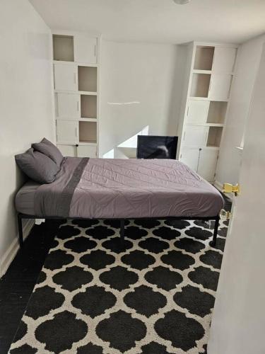 . Private apartment with 1 bedroom and 1 bathroom