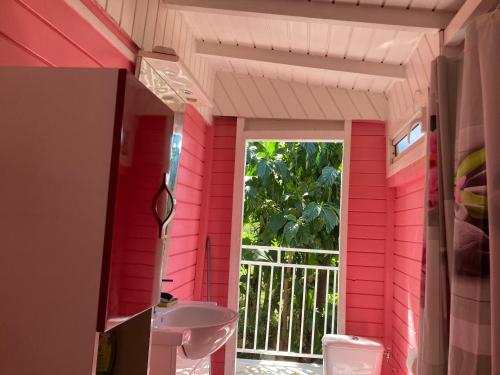 Koupelna, Le relais des tortues in Bouillante