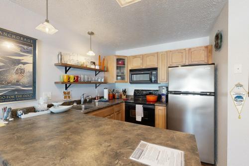 Brighton #107 - 1 Bath Studio Apartment in Alyeska, Girdwood (Foto 8)