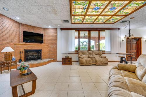 Spacious Haines City Retreat with Private Pool! in Haines City, USA