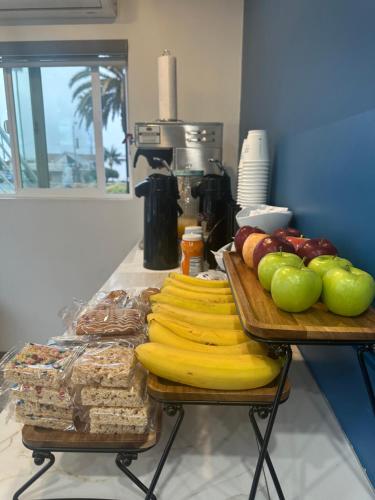 Ételek és italok, Super 8 by Wyndham Oceanside Downtown in Oceanside (Kalifornia)