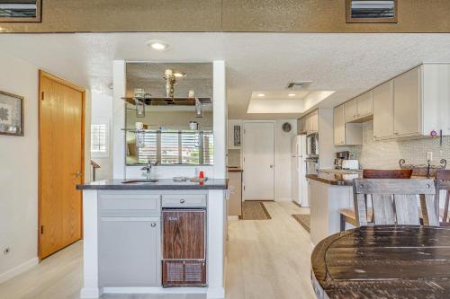 Lake Havasu Condo with Balcony and Patio and Pool Access! - image 12