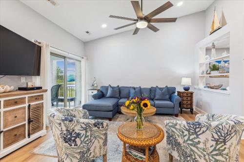 1740 Bluff Villa 1740 Bluff Villa