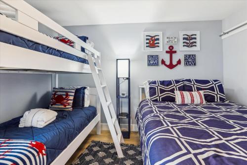 1740 Bluff Villa 1740 Bluff Villa