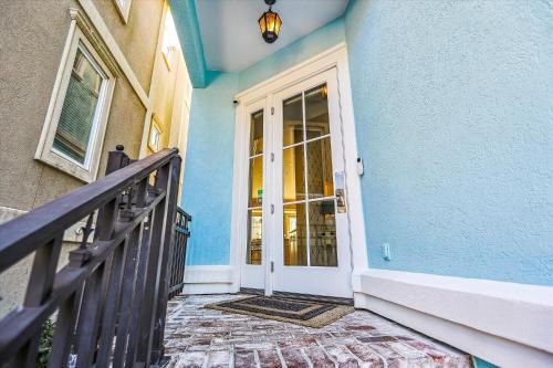 34 Bradley Circle detail