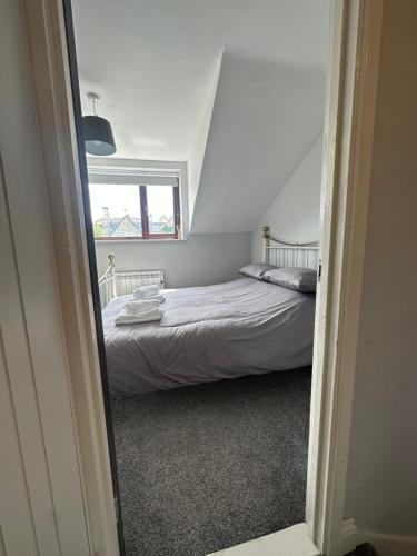 Modern 2 Bedroom House Spacious Large Garden Modern 2 Bedroom House Spacious Large Garden