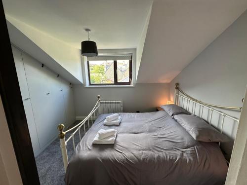 Modern 2 Bedroom House Spacious Large Garden Modern 2 Bedroom House Spacious Large Garden