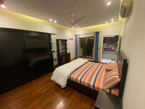 A Cozy Home Sweet Home - image 8