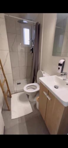 Jacuzzi sauna 5min pied gare in 萊米羅