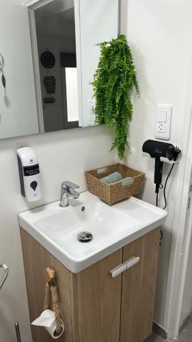 Jacuzzi sauna 5min pied gare in 萊米羅