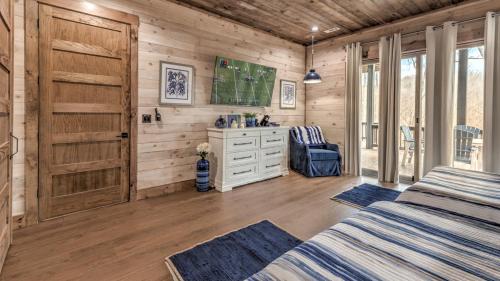 Luxury Lodge on the Toccoa - image 12