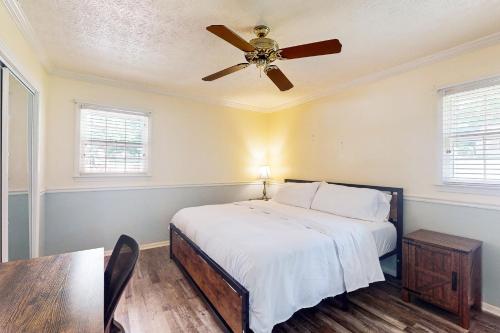 Southside Retreat in Snellville, USA