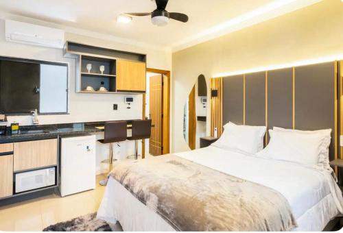 Sis in อกวาราซา