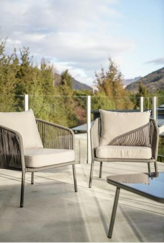 Surrounding environment, Redfern Retreat in Arthurs Point