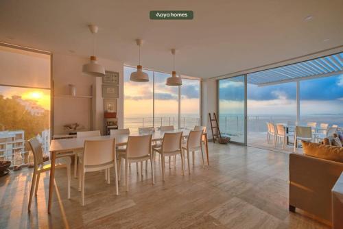 Breathtaking 3BR Condo w/ Private Jacuzzi - Pool in Puerto Vallarta, Mexico