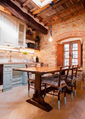  BORGO BOUTIQUE 2 Casa Raffaella Tuscan charm in medieval Suvereto in Suvereto