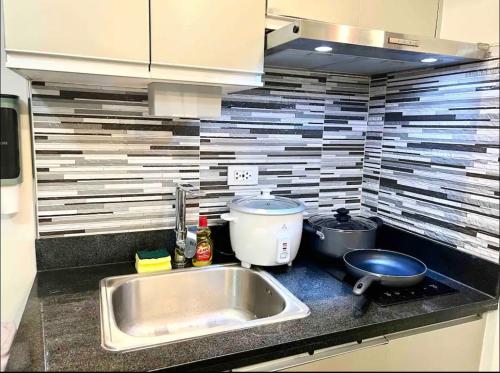 The Beacon Makati Chino Roces