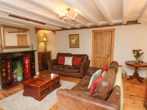 Foresters House - image 4