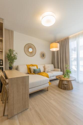 The Mediterranean Suites – khách sạn tại Piraeus