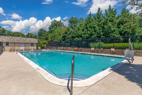 Best Western Capital Beltway - image 11