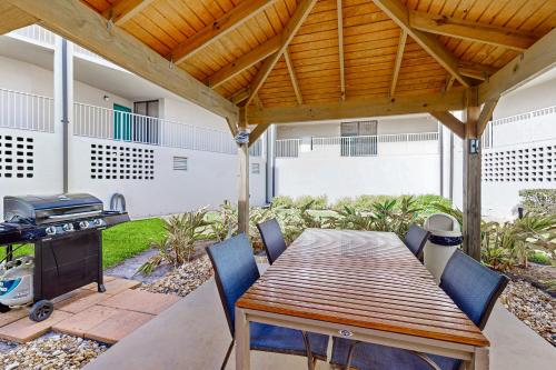 Captins' Quarters Captins' Quarters