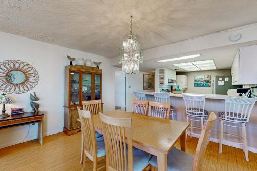 Captins' Quarters Captins' Quarters